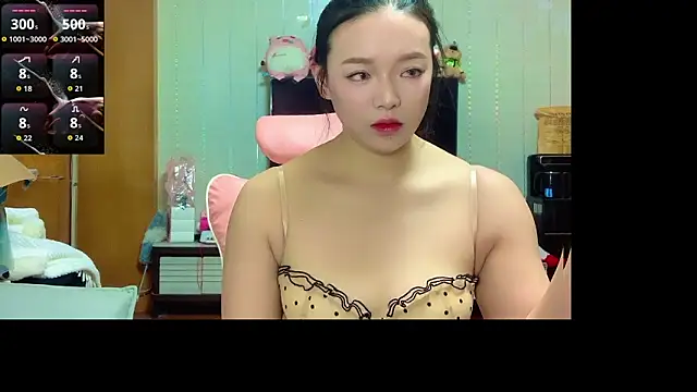 Mimi-777 online show from 10/21/25, 10:05