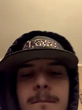 CarmeloA online show from 11/10/25, 08:02