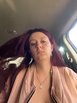 Snapshot of Zoe_fire chatting on 11/27/25, 12:18 Zoe fire online show from 11/27/25, 12:18