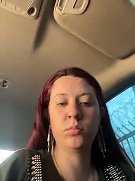 Snapshot of Zoe_fire chatting on 12/02/25, 12:43 Zoe fire online show from 12/02/25, 12:43