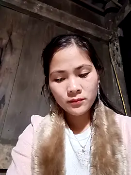 Lyssa-a online show from 11/19/25, 02:50