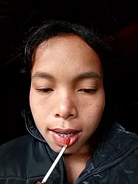 Nguyet2k4 online show from 10/21/25, 02:01