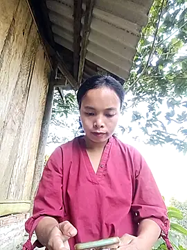 Nguyet2k4 online show from 11/25/25, 01:05