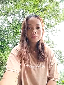 Nguyet2k4 online show from 04/27/26, 03:26