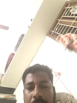 Snapshot of Vickyins480000 chatting on 11/22/25, 05:01 Vickyins480000 online show from 11/22/25, 05:01