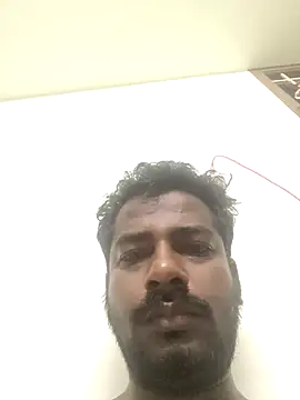 Snapshot of Vickyins480000 chatting on 12/16/25, 10:04 Vickyins480000 online show from 12/16/25, 10:04