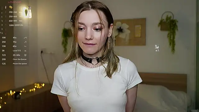 StarryMary online show from 12/03/25, 09:02