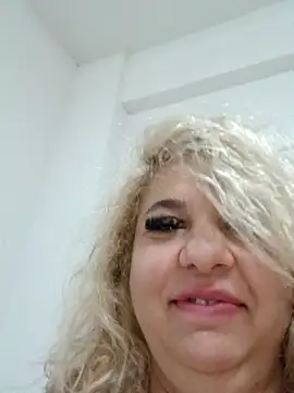 BelleInna online show from 10/30/25, 03:08