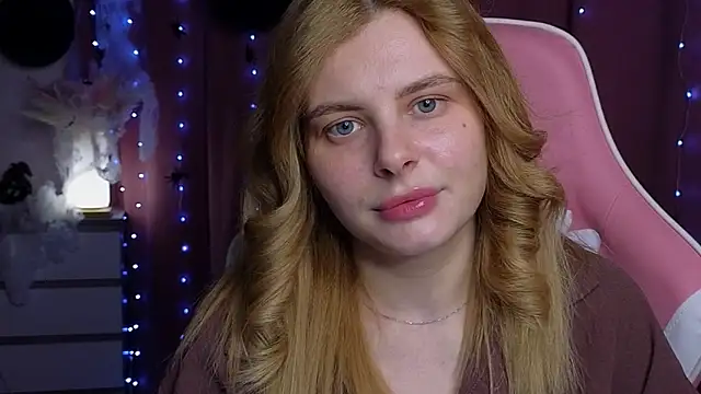 Snapshot of newday-off chatting on 11/01/25, 01:46 newday-off online show from 11/01/25, 01:46