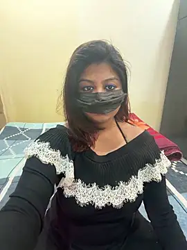 Snapshot of payal_mittal chatting on 02/04/26, 10:04 payal mittal online show from 02/04/26, 10:04