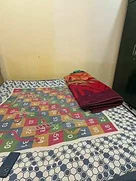 Snapshot of payal_mittal chatting on 02/24/26, 02:09 payal mittal online show from 02/24/26, 02:09