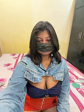 Snapshot of payal_mittal chatting on 03/11/26, 11:00 payal mittal online show from 03/11/26, 11:00