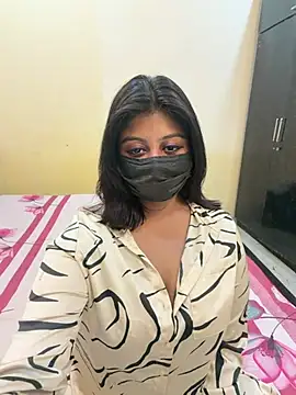 Snapshot of payal_mittal chatting on 03/13/26, 07:20 payal mittal online show from 03/13/26, 07:20