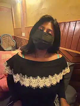 Snapshot of payal_mittal chatting on 03/21/26, 05:38 payal mittal online show from 03/21/26, 05:38