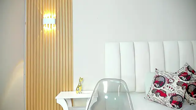 Snapshot of FireGuy_99 chatting on 10/31/25, 01:12 FireGuy 99 online show from 10/31/25, 01:12