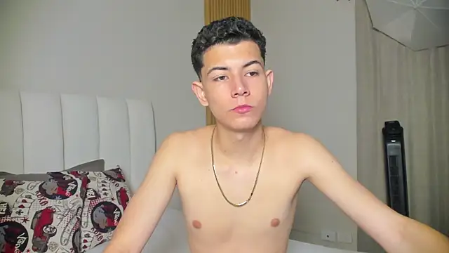 Snapshot of FireGuy_99 chatting on 11/13/25, 12:48 FireGuy 99 online show from 11/13/25, 12:48