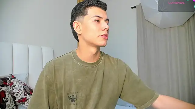 Snapshot of FireGuy_99 chatting on 12/14/25, 03:12 FireGuy 99 online show from 12/14/25, 03:12