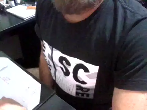 Snapshot of CaccoCasado chatting on 10/25/25, 02:41 CaccoCasado online show from 10/25/25, 02:41