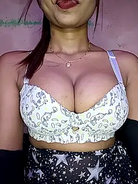Strip Hotty242 online show from 06/27/26, 07:41