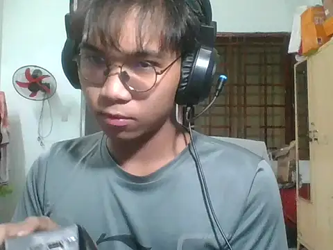 kave2033 online show from 11/06/25, 04:08