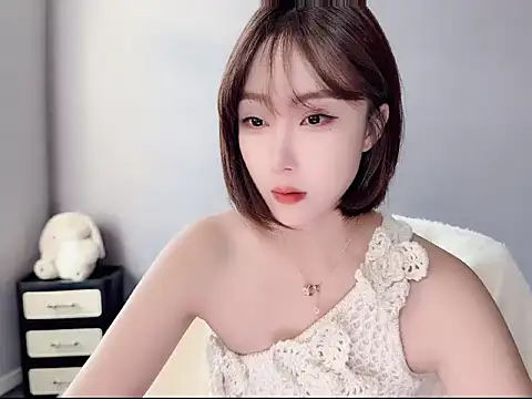 Snapshot of Monica7 chatting on 11/03/25, 12:46 Monica7 online show from 11/03/25, 12:46