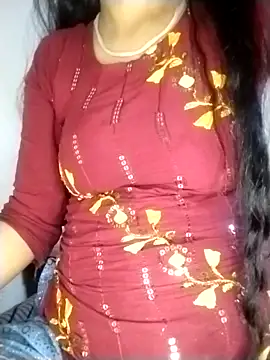 Snapshot of strip_queennn chatting on 02/18/26, 06:04 strip queennn online show from 02/18/26, 06:04