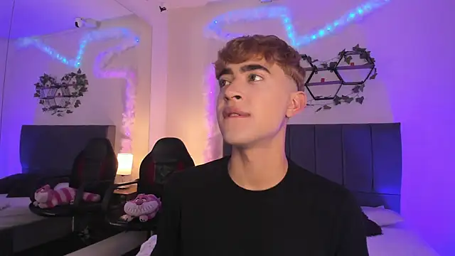 JustinCastiblanco online show from 11/17/25, 11:38