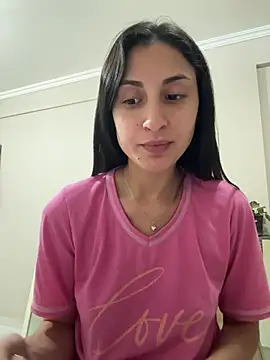 Snapshot of itsmiasofia chatting on 06/20/26, 11:51 itsmiasofia online show from 06/20/26, 11:51