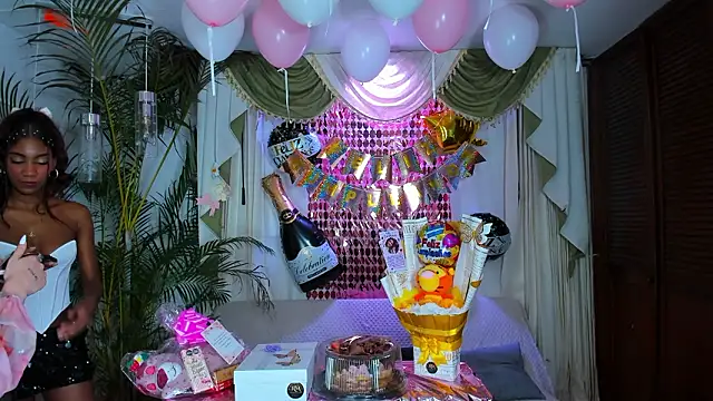 Snapshot of madams_worker chatting on 03/26/26, 09:31 madams worker online show from 03/26/26, 09:31