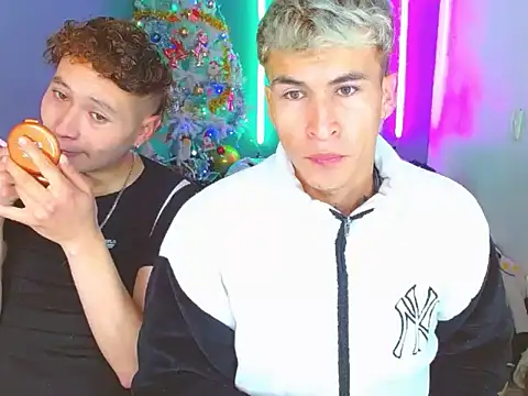 Latin boysxxxx online show from 11/08/25, 01:17