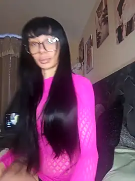 Snapshot of LucyMiax chatting on 02/05/26, 08:19 LucyMiax online show from 02/05/26, 08:19