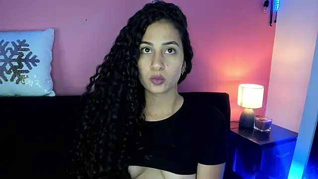 fernanda317 online show from 11/20/25, 12:00