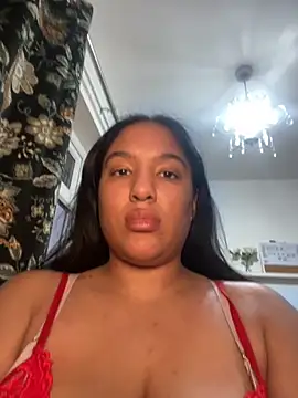 CocoRaexx online show from 11/18/25, 04:22