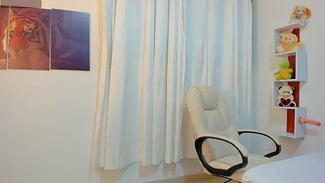 Snapshot of Miaa_Star1 chatting on 11/01/25, 01:13 Miaa Star1 online show from 11/01/25, 01:13