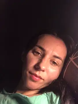 Snapshot of oliviya_mur chatting on 10/27/25, 11:41 oliviya mur online show from 10/27/25, 11:41