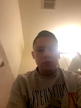 Feloh95 online show from 11/12/25, 02:28