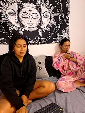 abby n emily online show from 06/20/26, 01:25