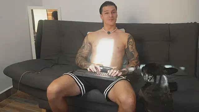 Dominick walker online show from 11/22/25, 09:36