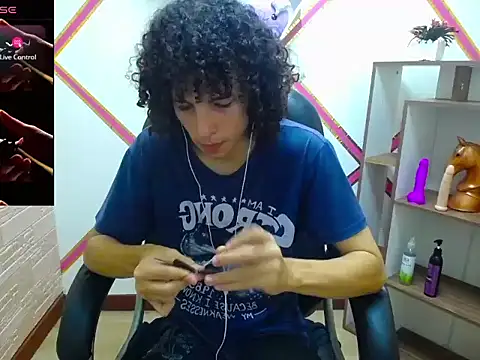 Mike Miiller  online show from 11/18/25, 04:11