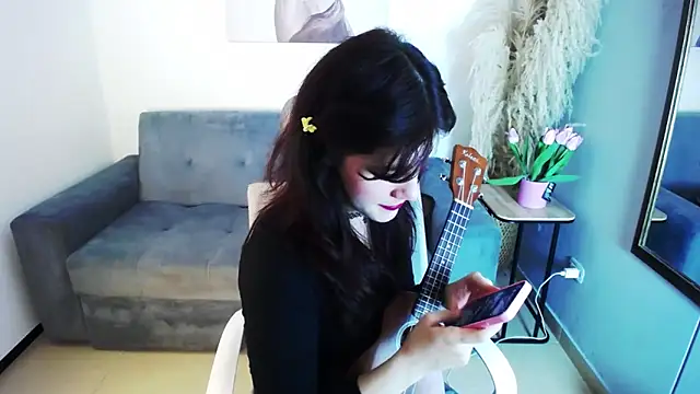Snapshot of AmberPixie_ chatting on 05/15/26, 02:29 AmberPixie online show from 05/15/26, 02:29