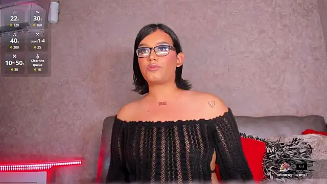 Snapshot of xkaty_grey chatting on 10/29/25, 09:27 xkaty grey online show from 10/29/25, 09:27