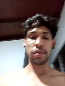 Snapshot of MaxHuston chatting on 03/08/26, 02:04 MaxHuston online show from 03/08/26, 02:04