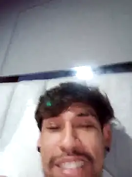 Snapshot of MaxHuston chatting on 03/11/26, 03:56 MaxHuston online show from 03/11/26, 03:56