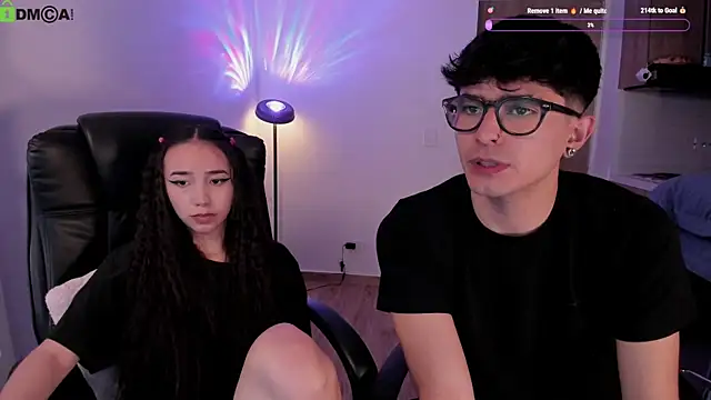 Snapshot of Mikeyvioleta_ chatting on 05/10/26, 11:37 Mikeyvioleta online show from 05/10/26, 11:37