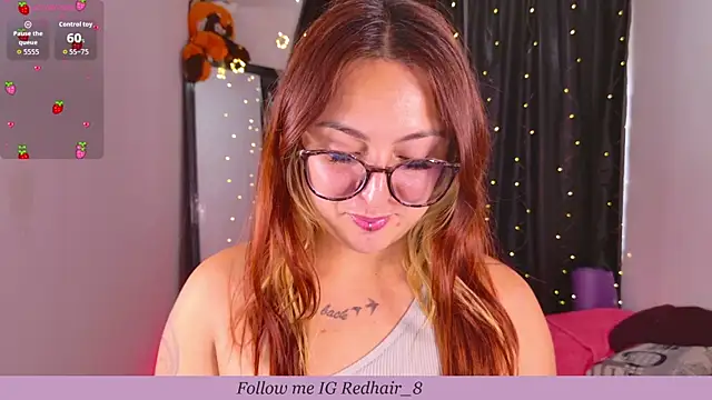 Rhosynn online show from 10/22/25, 08:41