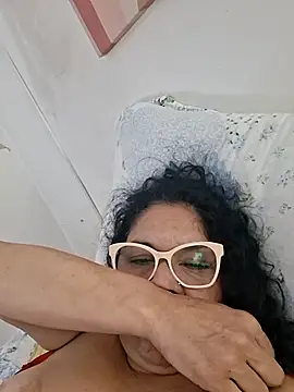 Snapshot of Caritovivi chatting on 02/10/26, 01:21 Caritovivi online show from 02/10/26, 01:21