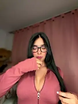 MiaSofia   online show from 05/24/26, 04:39