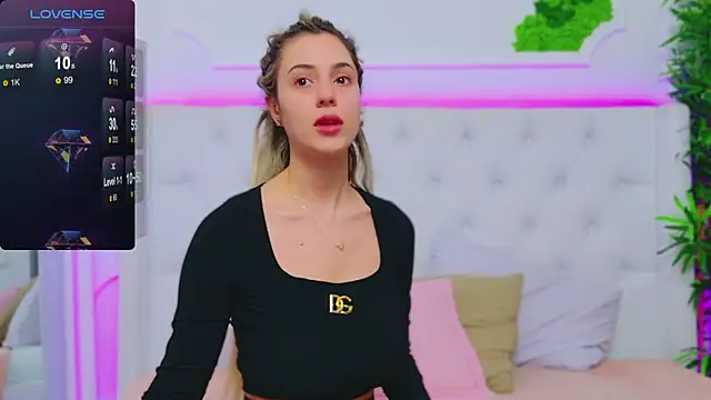 Snapshot of AriannaSins chatting on 01/14/25, 01:28 AriannaSins online show from 01/14/25, 01:28