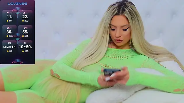 Snapshot of AriannaSins chatting on 02/03/25, 04:31 AriannaSins online show from 02/03/25, 04:31