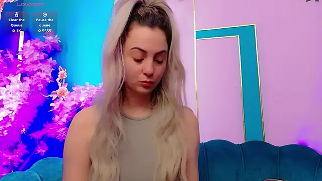 AriannaSins online show from 06/03/26, 11:57